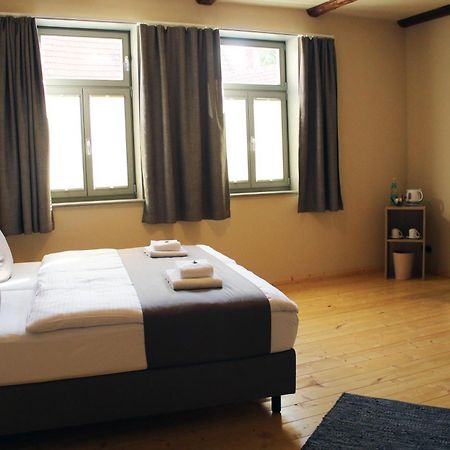 קדלינבורג Hotel Garni Tilia מראה חיצוני תמונה