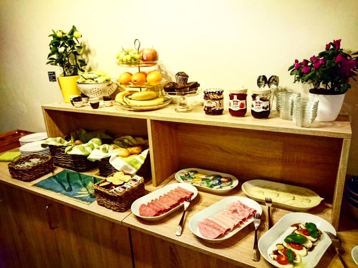 קדלינבורג Hotel Garni Tilia מראה חיצוני תמונה