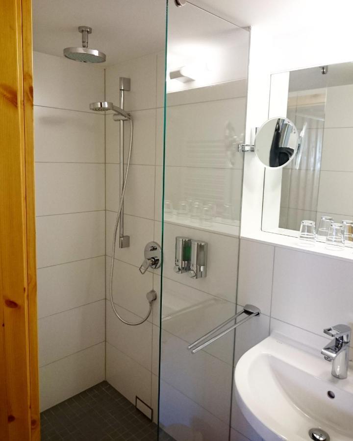קדלינבורג Hotel Garni Tilia מראה חיצוני תמונה