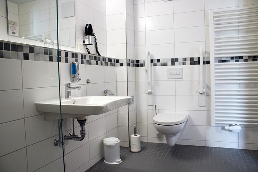 קדלינבורג Hotel Garni Tilia מראה חיצוני תמונה